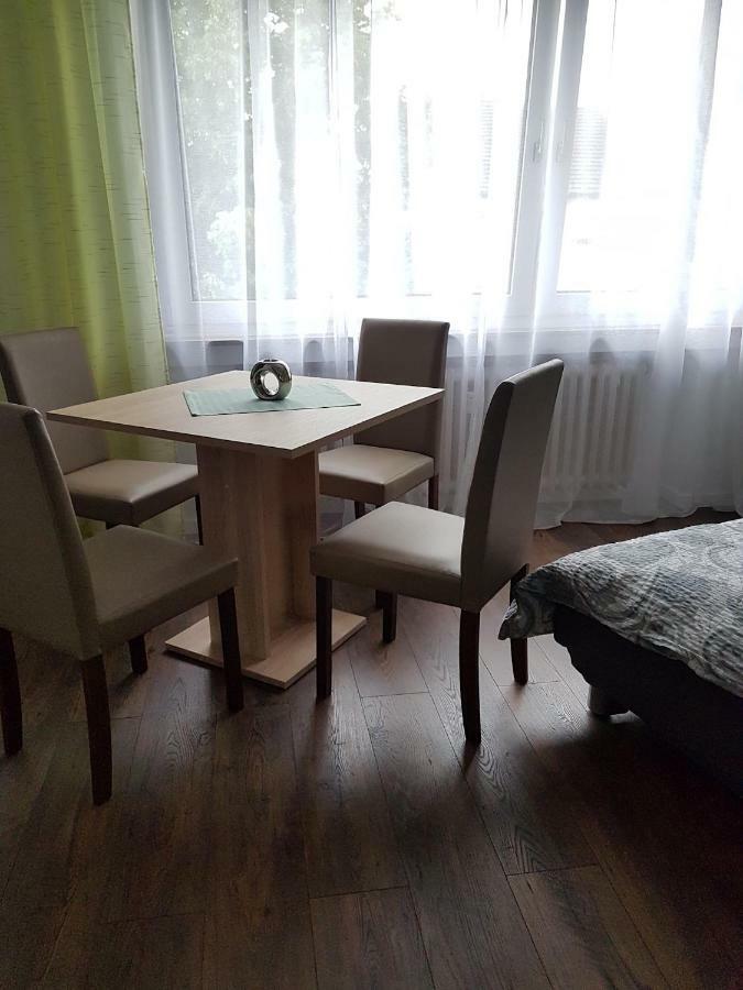 Apartment Alt-Refrath Bergisch Gladbach Eksteriør bilde